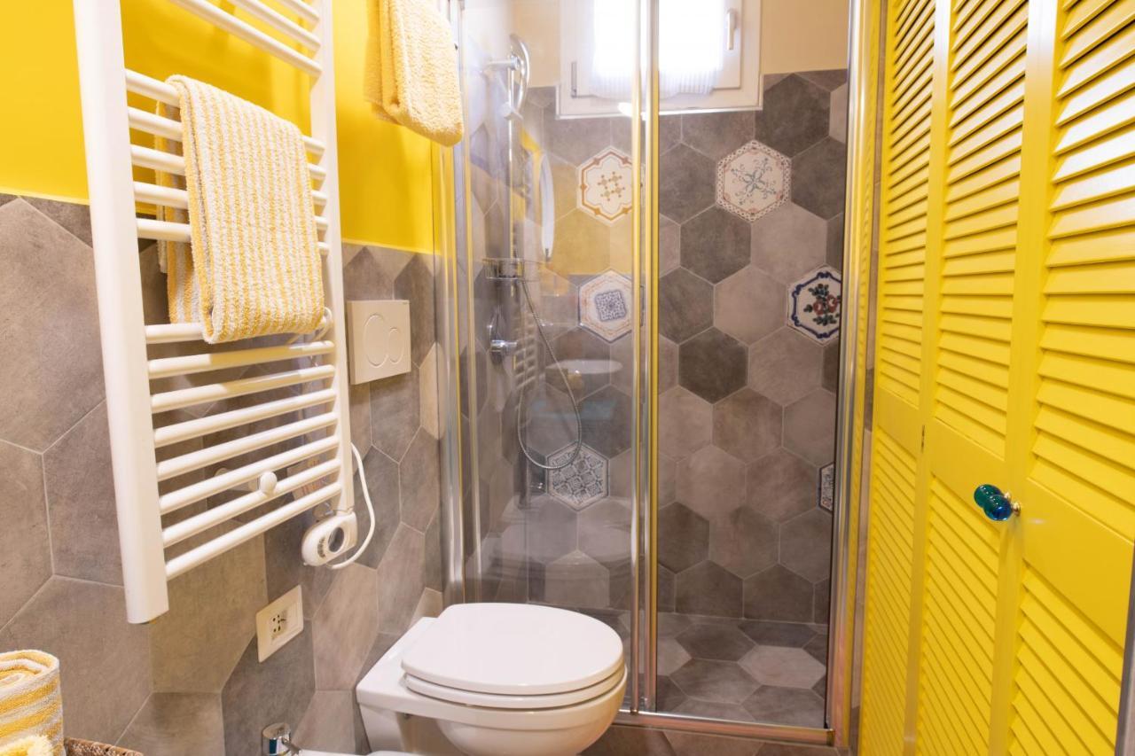 Trastevere Colorful Apartment With Terrace! Rome Luaran gambar